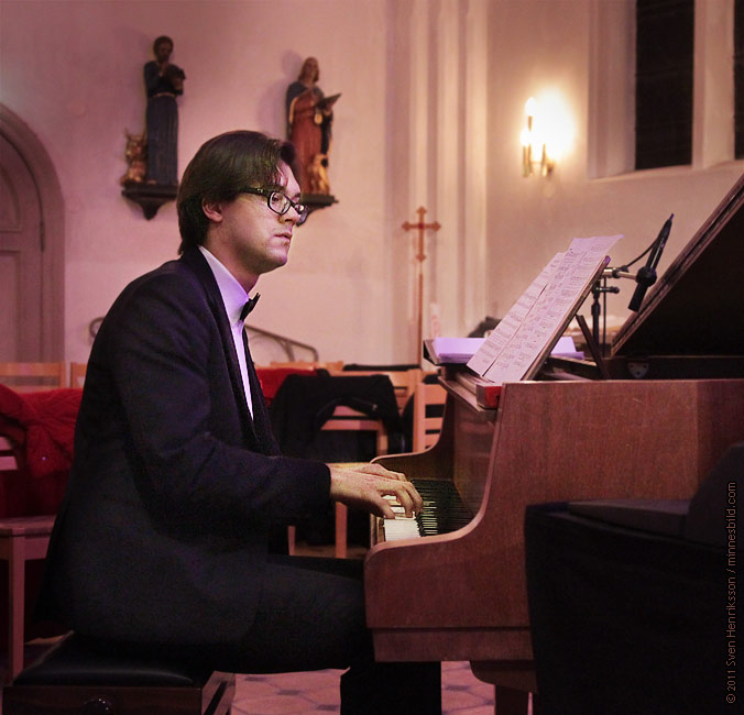 Vocal Six och Lomma Kyrkokör julkonsert i Lomma kyrka (minnesbild.com)