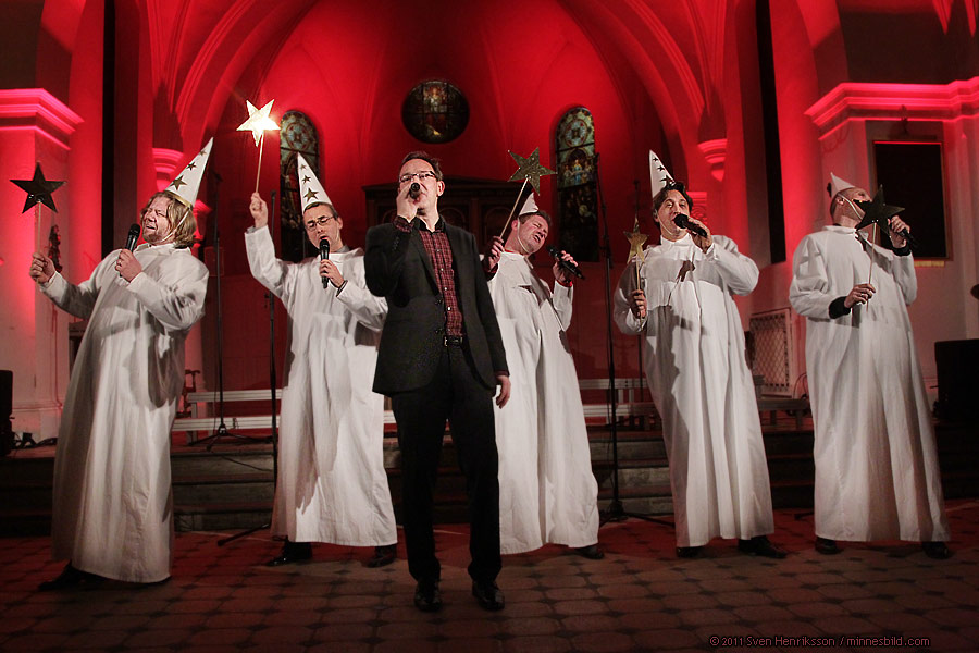 Vocal Six och Lomma Kyrkokör julkonsert i Lomma kyrka (minnesbild.com)