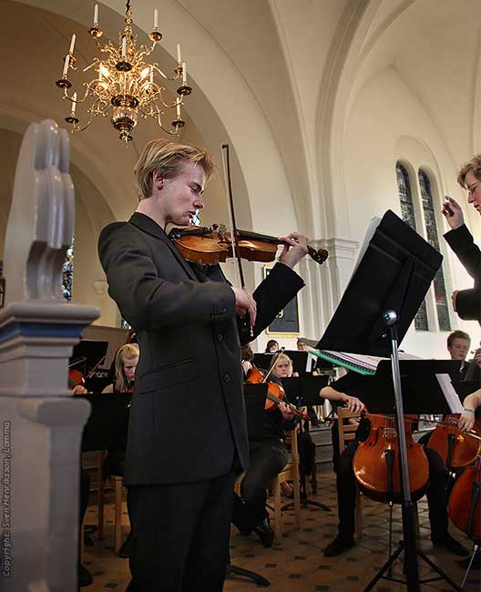 Lomma kyrka