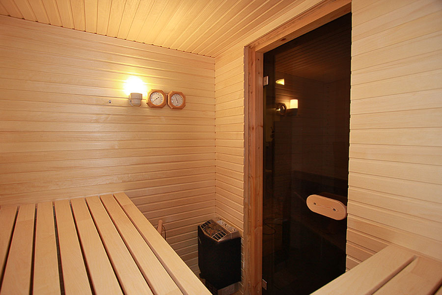 Lite data om bilden:
Plats: Källaren på Nypongatan
Datum: 2009-02-05
Utrustning: Canon EOS 40D + EF-S 10-22 + Speedlite 580EX
Källaren på Nypongatan