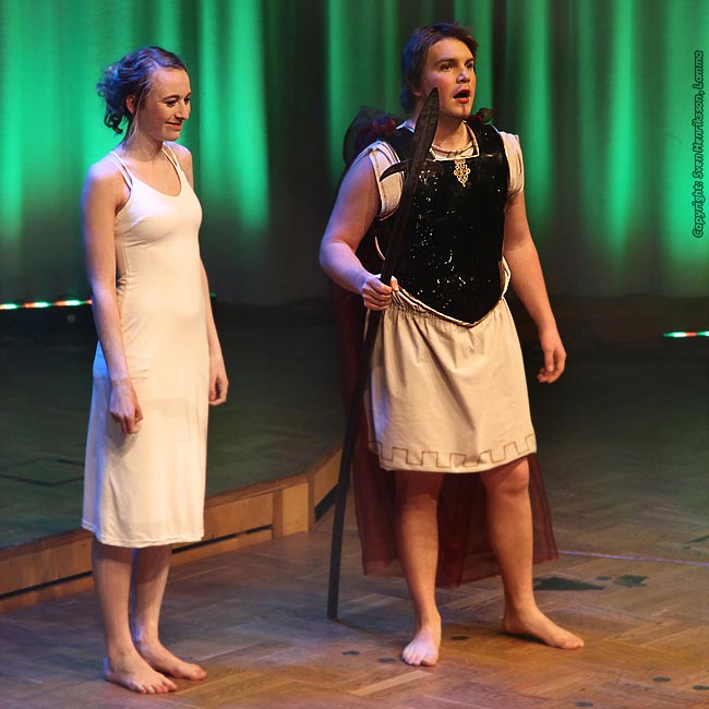 Linn Hoel och Jonathan B�iers